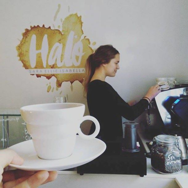 Cafe Halo